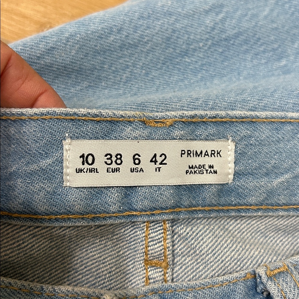 NWT - PRIMARK 100% cotton The Barrel Mid-Rise Jeans - Picture 2 of 10